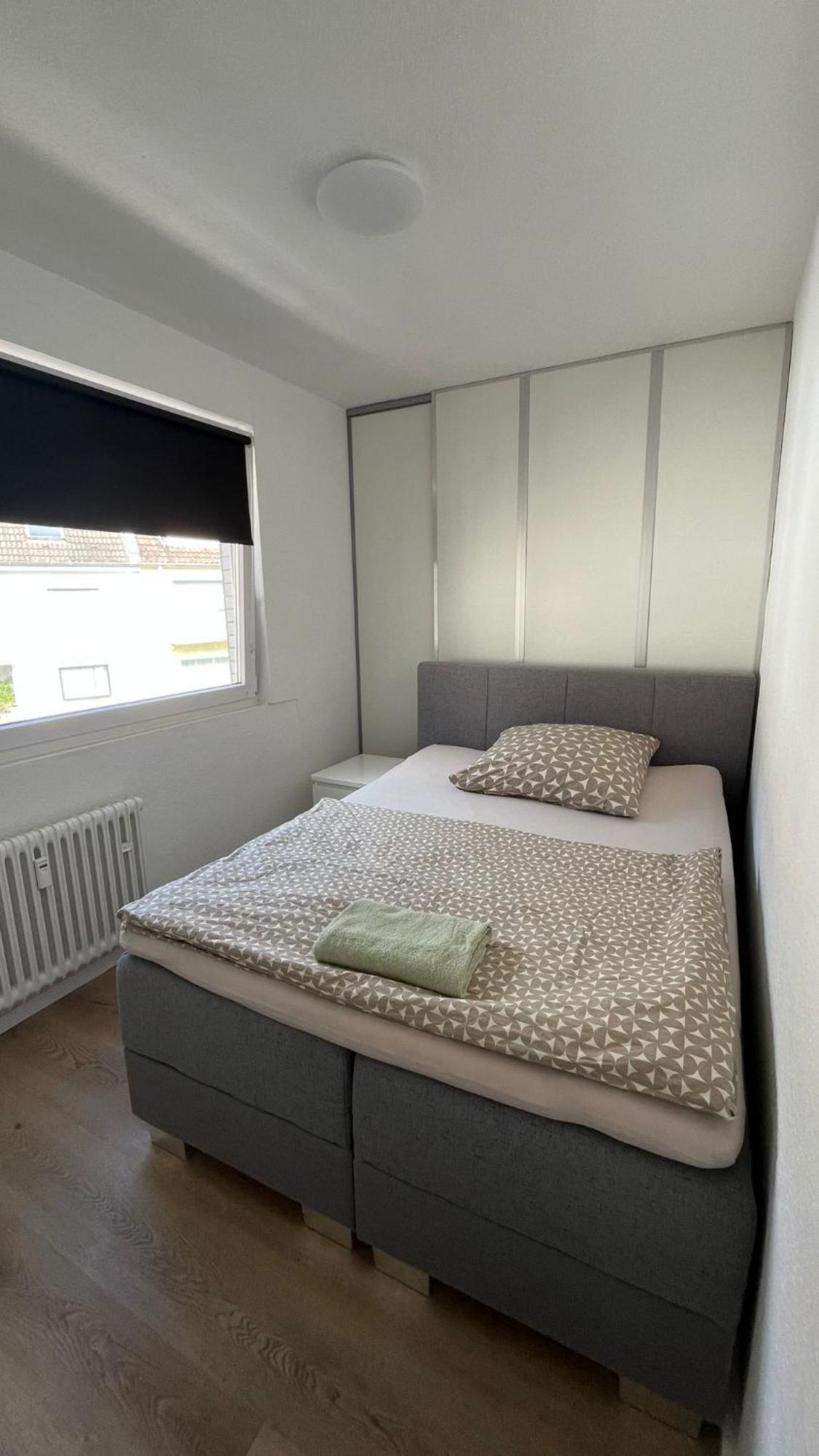 Zentrales Und Renoviertes Nähe Medienhafen Mit Balkon Apartment