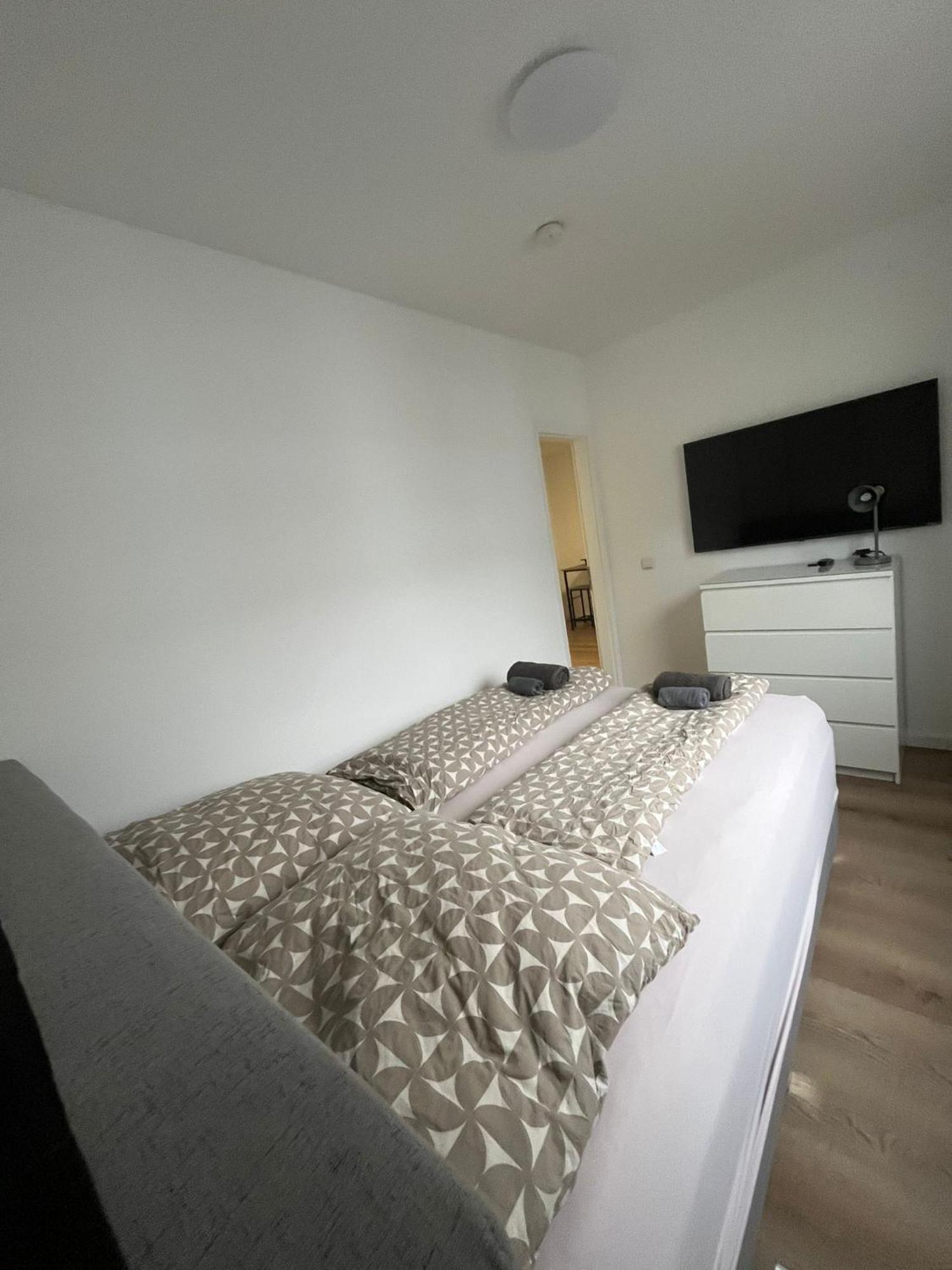 Appartement Zentrales Und Renoviertes Naehe Medienhafen Mit Balkon Düsseldorf